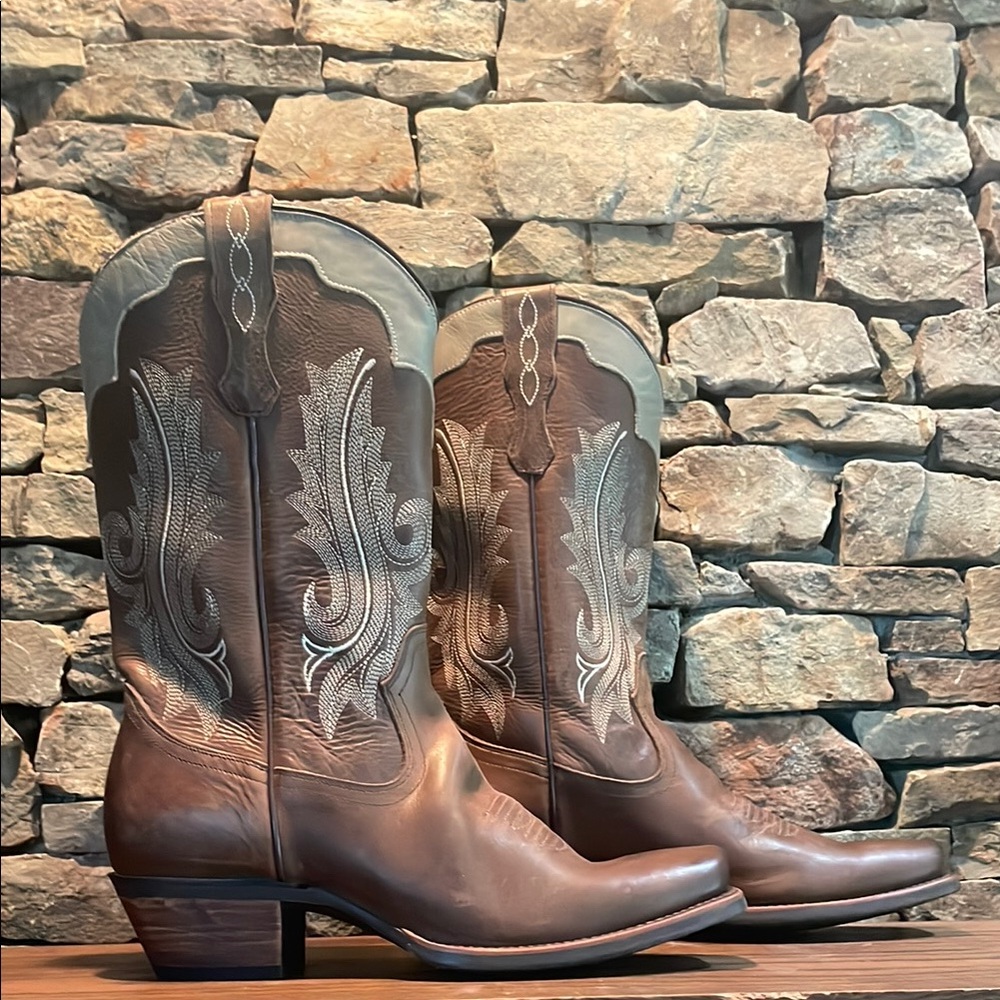 Idyllwind Women’s Lawless Performance Western Boots